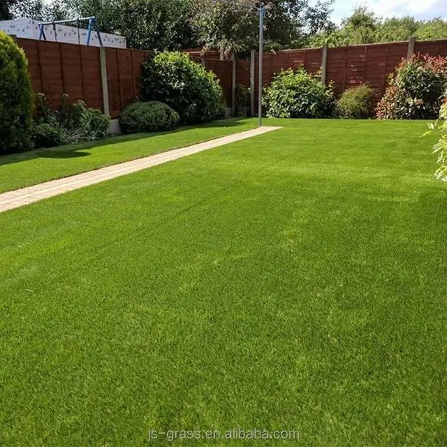 Artificial turf manufacturer