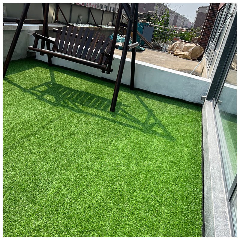 Artificial Grass For Balcony,Deck and Rooftop